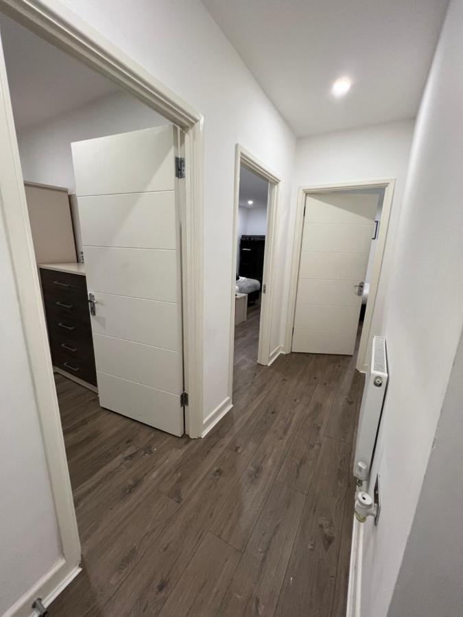 3Bed Flat 3Wc And Great Location Near Excel City Airport O2 And Canning Town Station Villa Londra Esterno foto