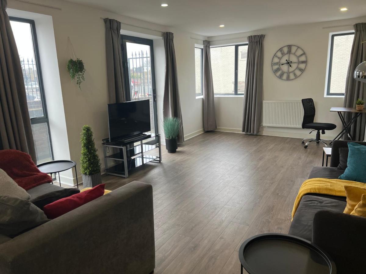 3Bed Flat 3Wc And Great Location Near Excel City Airport O2 And Canning Town Station Villa Londra Esterno foto