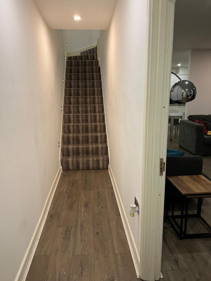 3Bed Flat 3Wc And Great Location Near Excel City Airport O2 And Canning Town Station Villa Londra Esterno foto